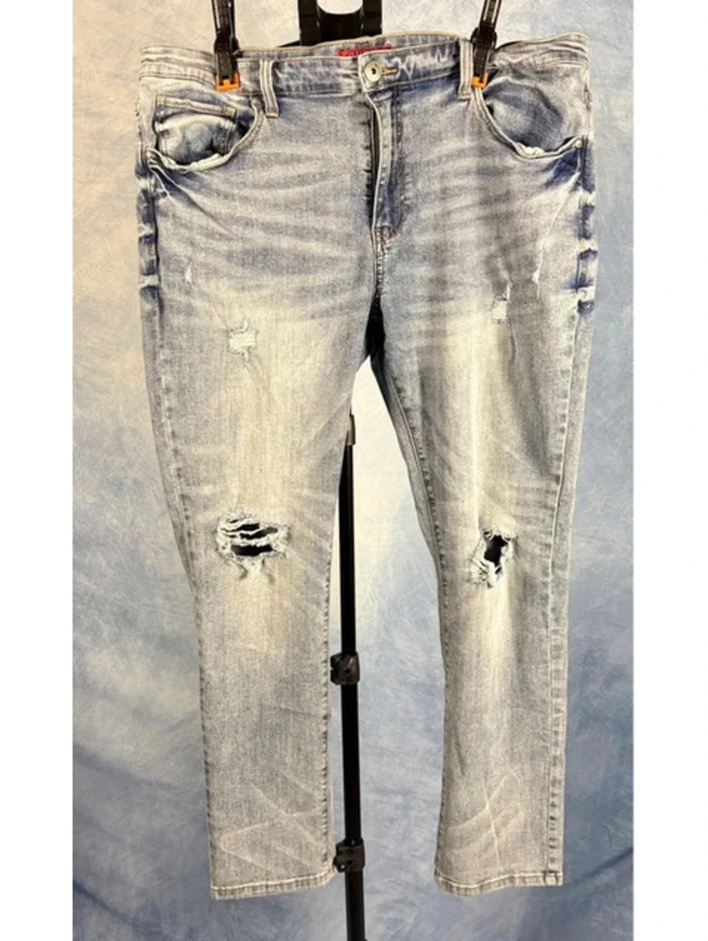 GUESS Los Angeles Distressed Acid Wash Blue Denim Jeans Size 38x30